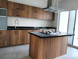 7300e.jpg